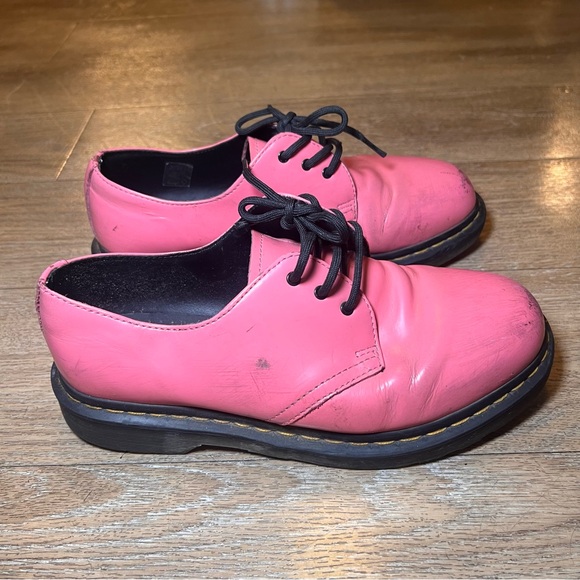 Dr. Martens Shoes - Dr. Martens 1462 thrift pink smooth leather Oxford shoes size 8